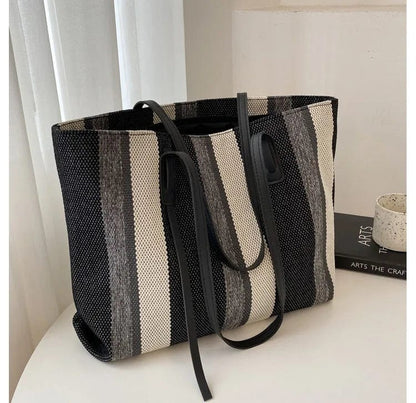 Black Raffia Bag | Dalla Black