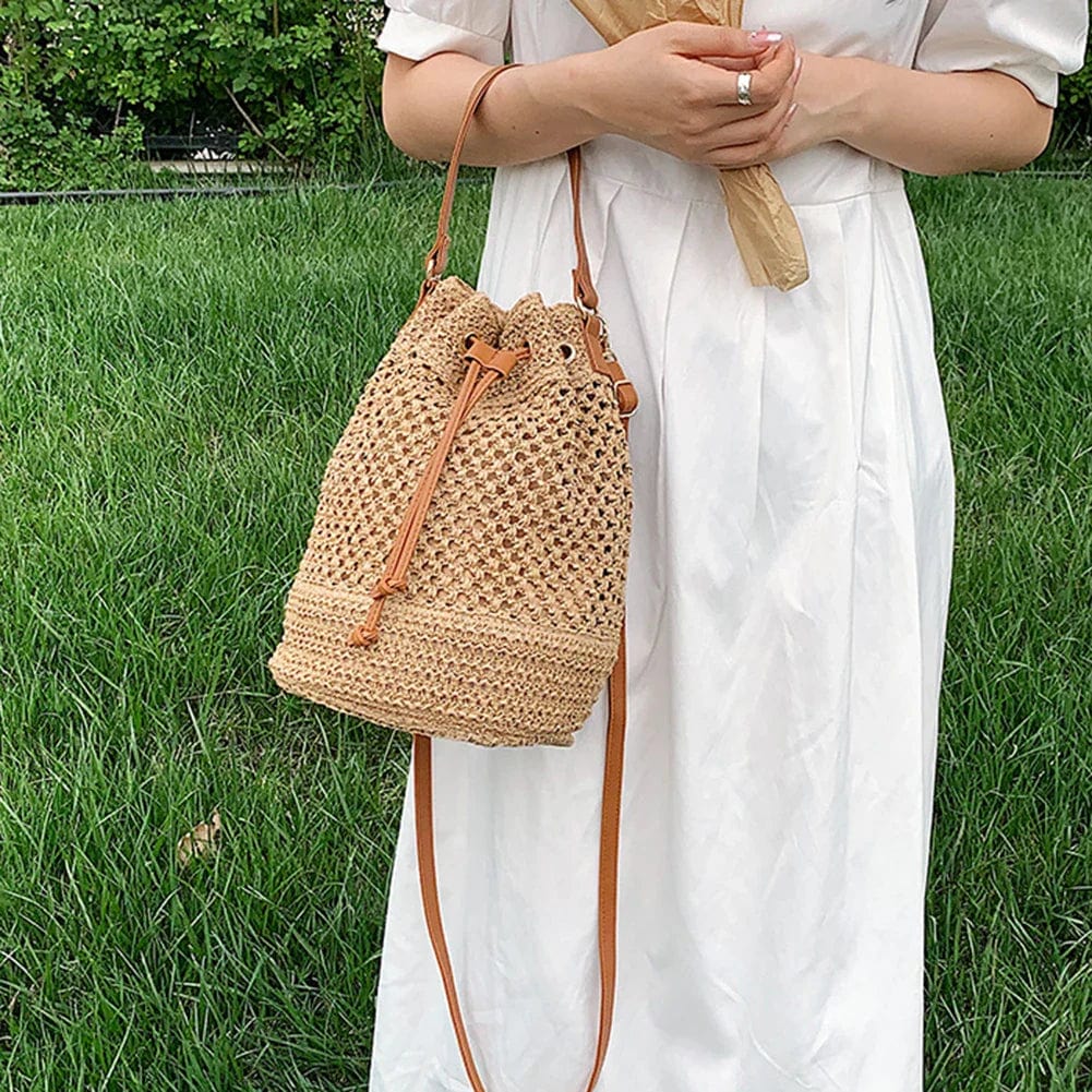 Straw Bucket Bag | Lauren